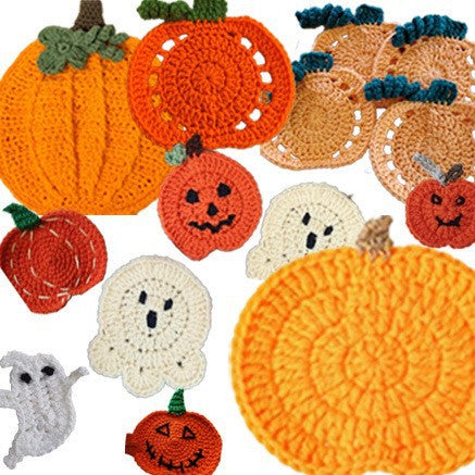 Hand-crocheted pumpkin pot holder and table mat made of cotton yarn