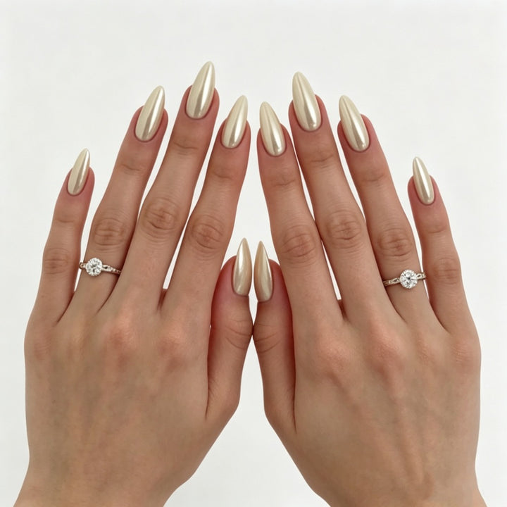 Trendy and Shiny Artificial Nails Kalsten