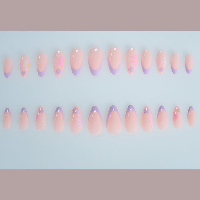 Chic Floral Nail Art Kalsten