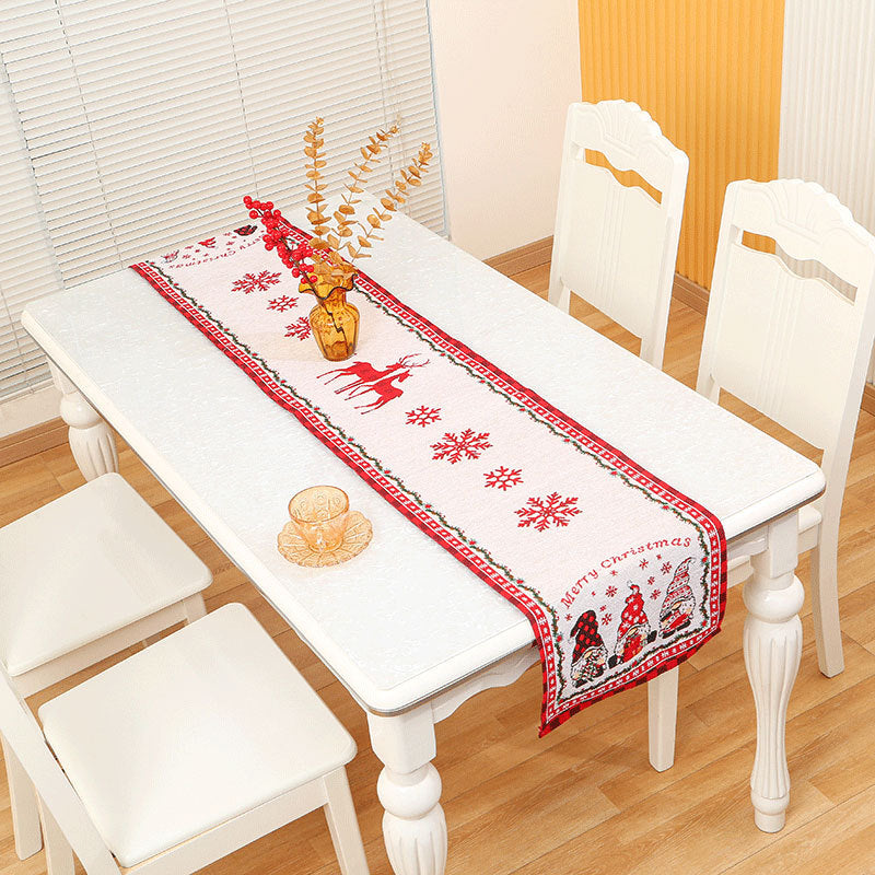 Holiday-Themed Table Runner Kalsten