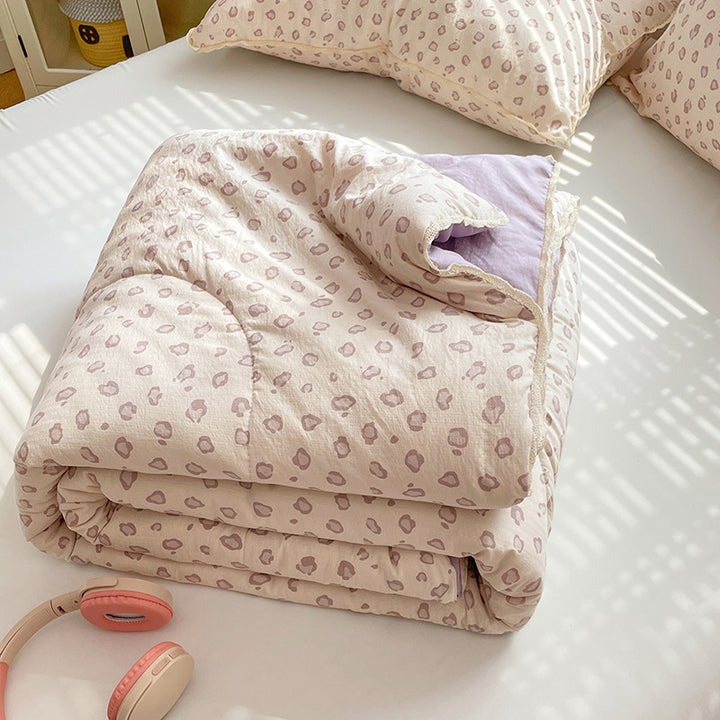 Ladies comfort duvet with delicate floral pattern and high-quality filling Kalsten