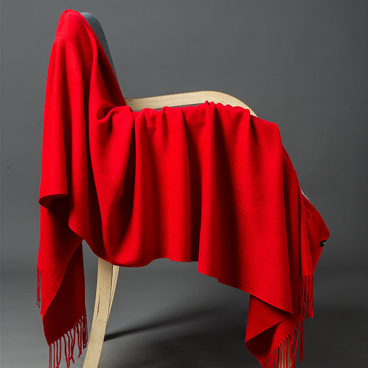 Luxurious Cashmere-Blend Throw Blanket