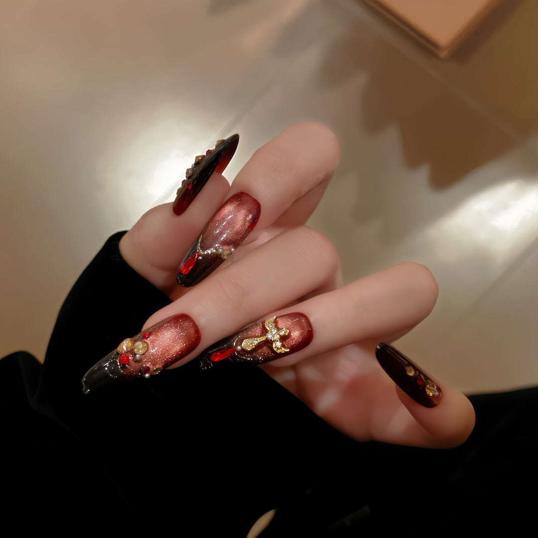 Glamorous and Artistic Nail Tips Kalsten