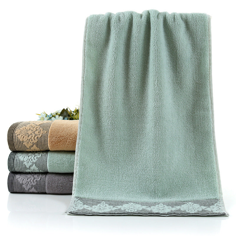 Ladies luxurious terry bath towel with elegant lace trim Kalsten