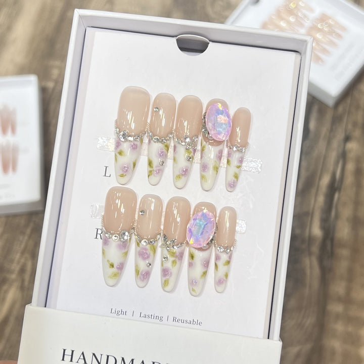 Decorative Floral Stiletto Press-On Nail Set Kalsten