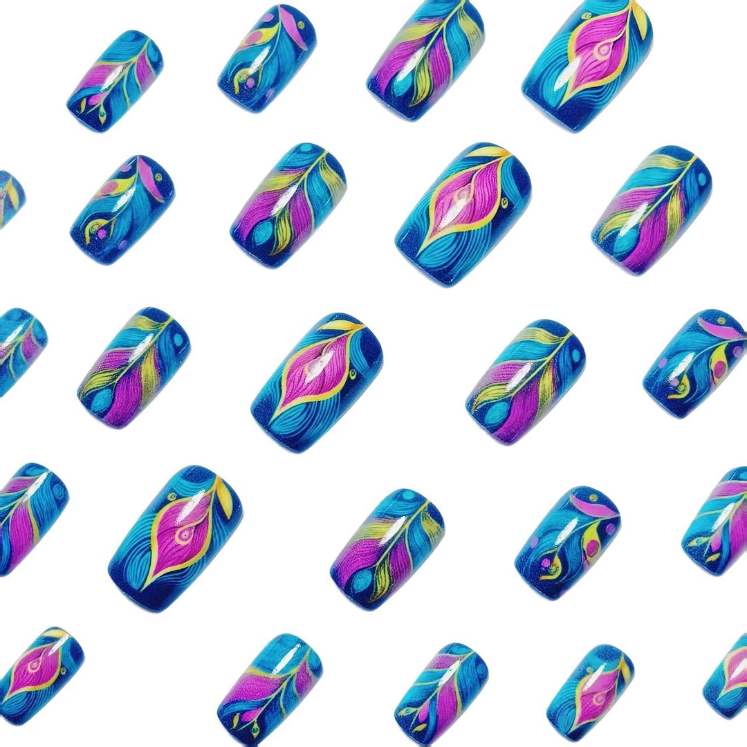 Artificial nails with elegant feather design Kalsten