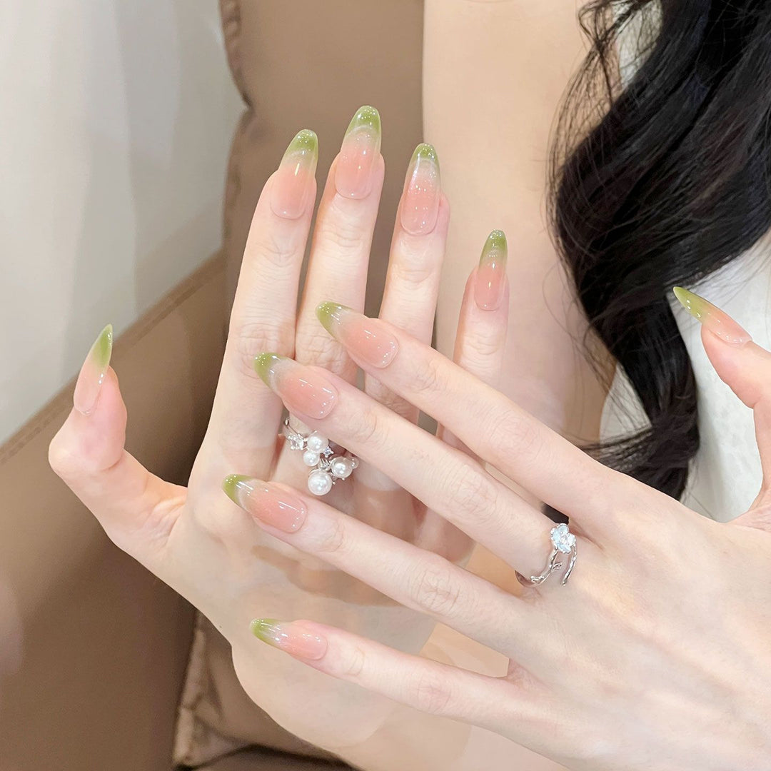 Elegantly Curved Ombre Press-On Nail Set Kalsten