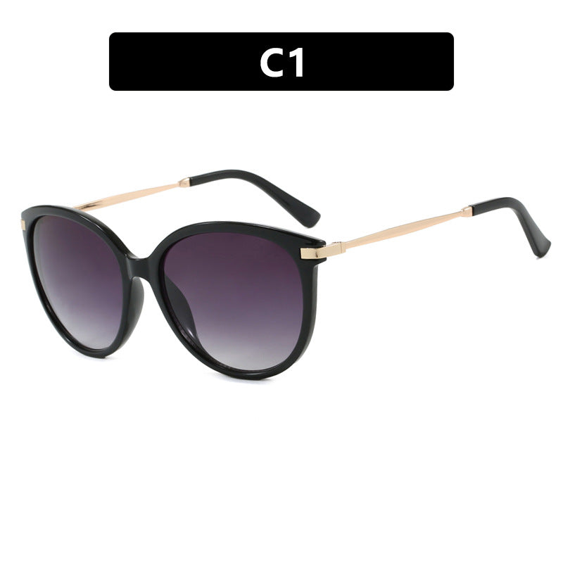 Women's sunglasses in trendy cat-eye design with lightweight frame and UV protection Kalsten