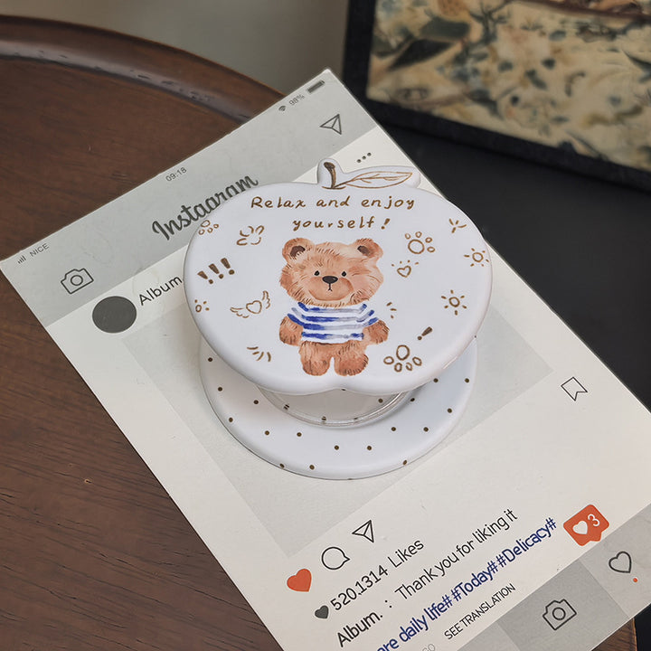 Adorable Bear-Themed Phone Grip Kalsten