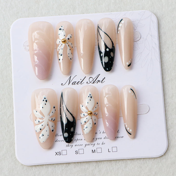 Artistic Floral Nail Design Set