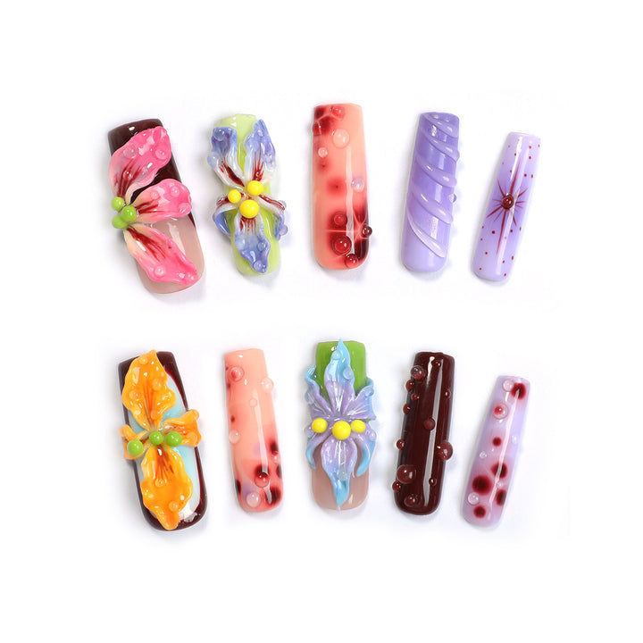 Creative artificial nail set with elegant floral design and glitter accents Kalsten