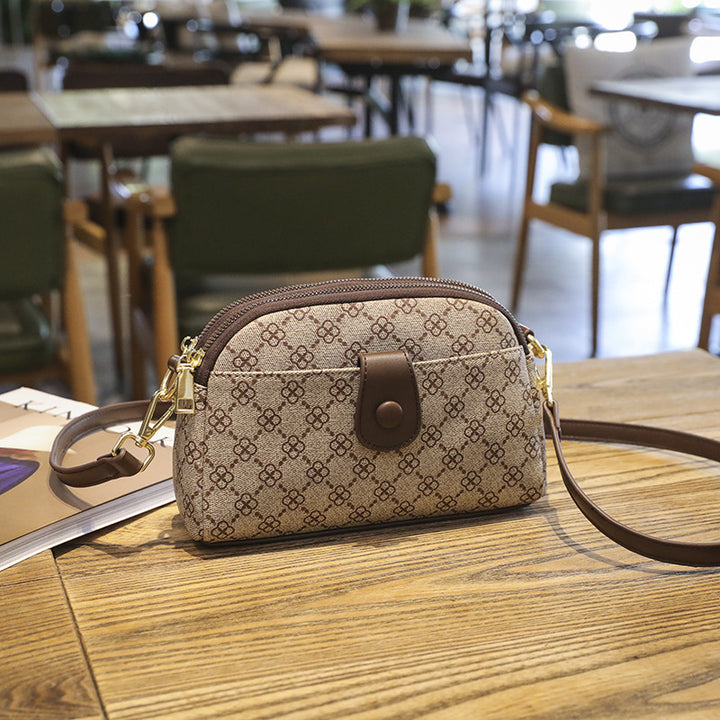 Chic Patterned Clutch Purse