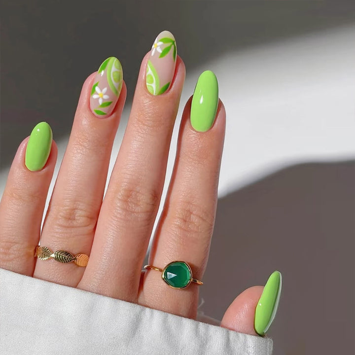 Premium Floral Press-On Nail Design Kalsten