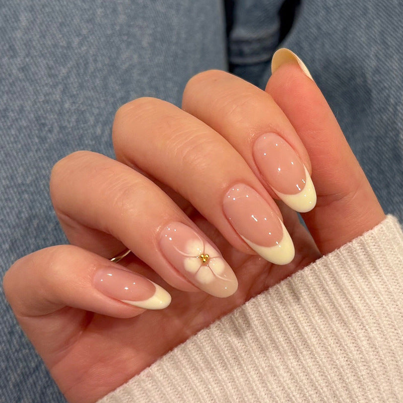 Elegant Floral Nail Art Press-On Nails Kalsten