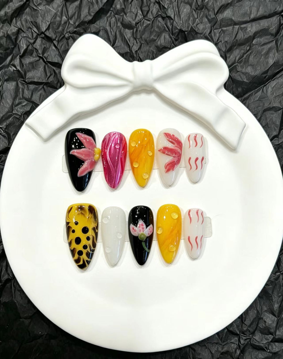 Artistic Floral Themed Press-On Nails