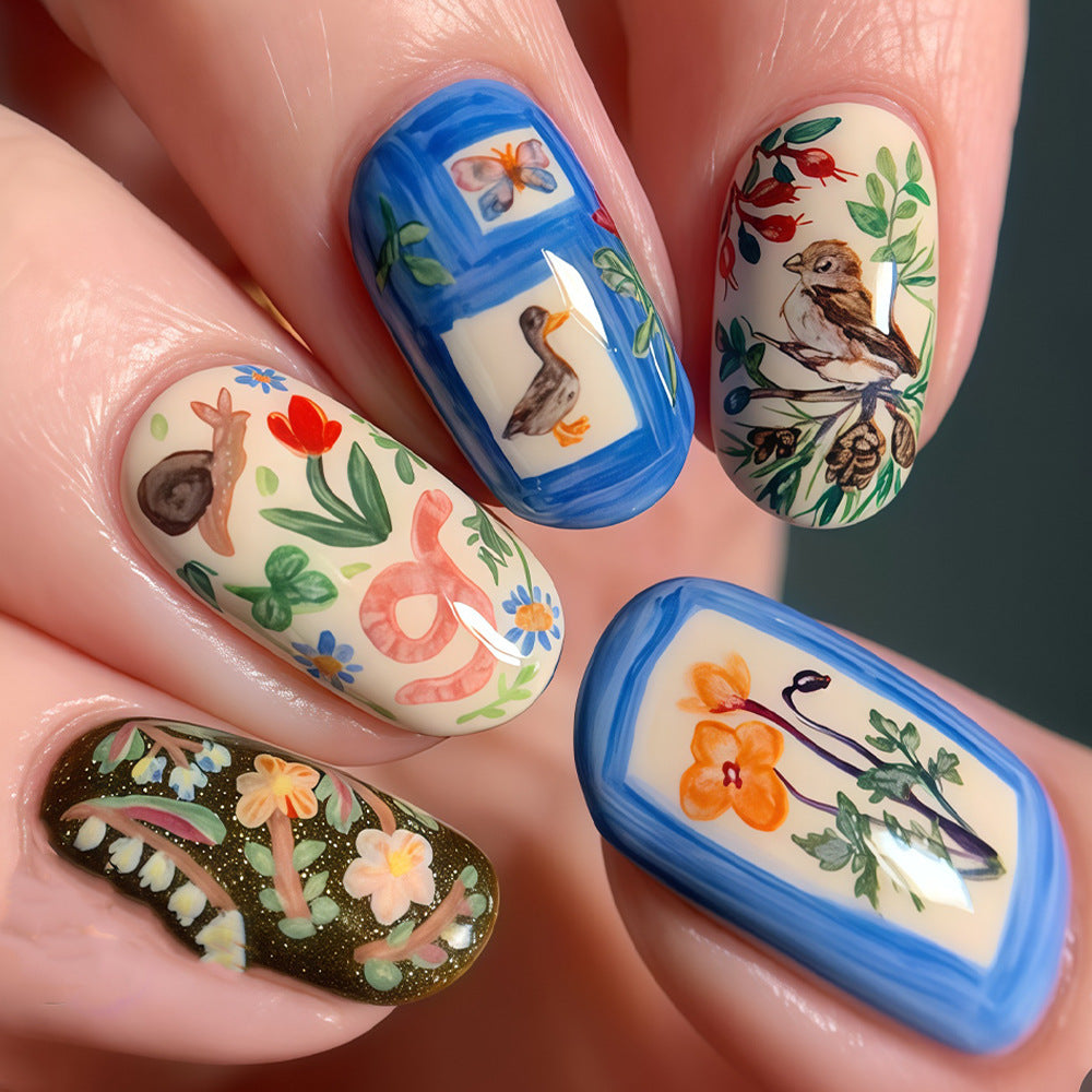 Seasonal Themed Press-On Nail Art Set Kalsten