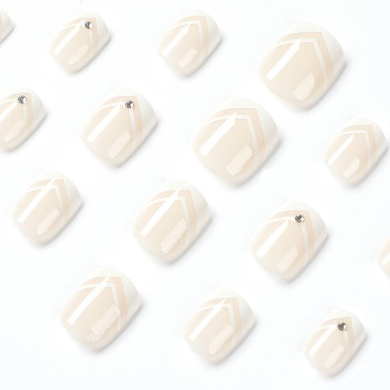 Artful Nail Art with Modern Design and Geometric Accents Kalsten