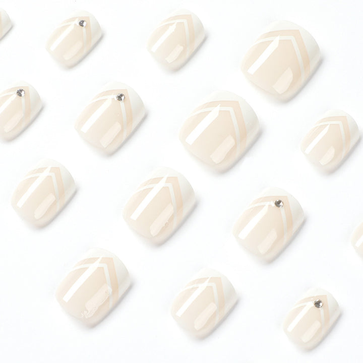Artful Nail Art with Modern Design and Geometric Accents Kalsten