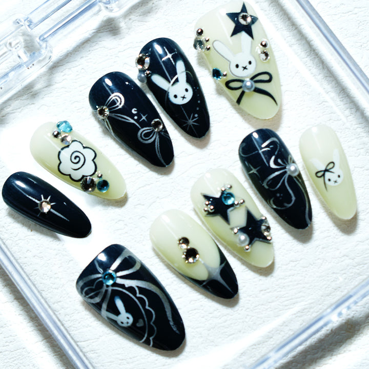 Artistic Themed Press-On Nails Kalsten