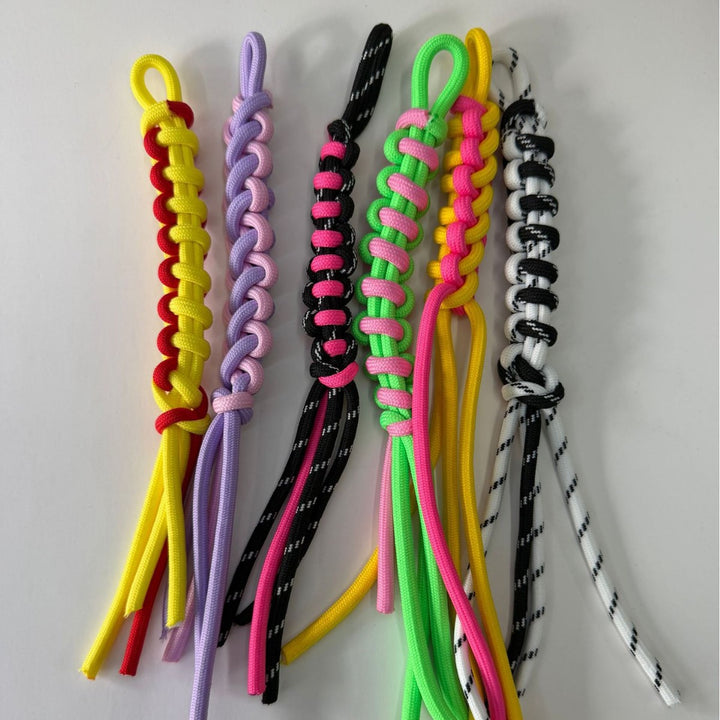 Sporty Paracord Bracelet Kalsten