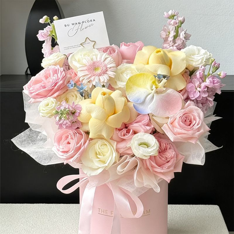 Elegant Artificial Flower Bouquet Arrangement