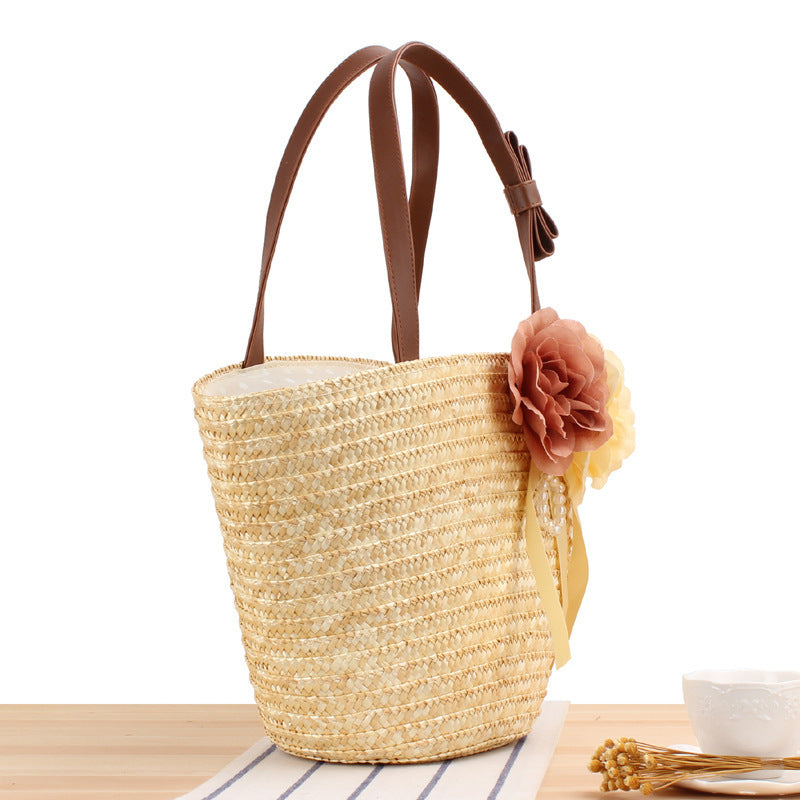 Elegant Straw Bag with Floral Decor Kalsten