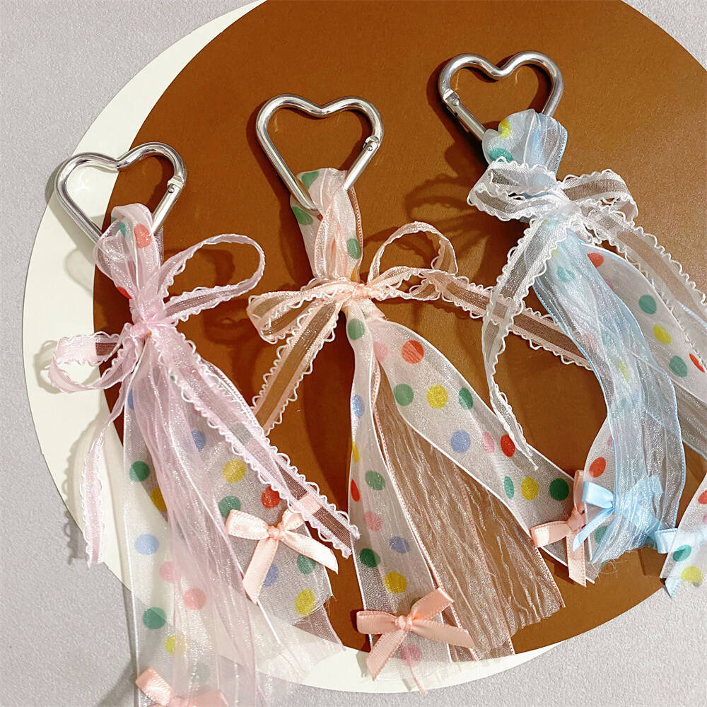 Decorative Heart-Shaped Keychain kalsten