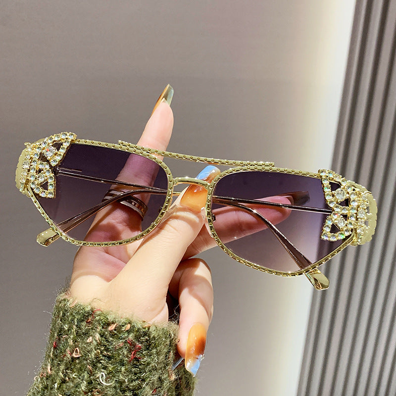 Women's Luxury Sunglasses with Elegant Butterfly Detail Kalsten