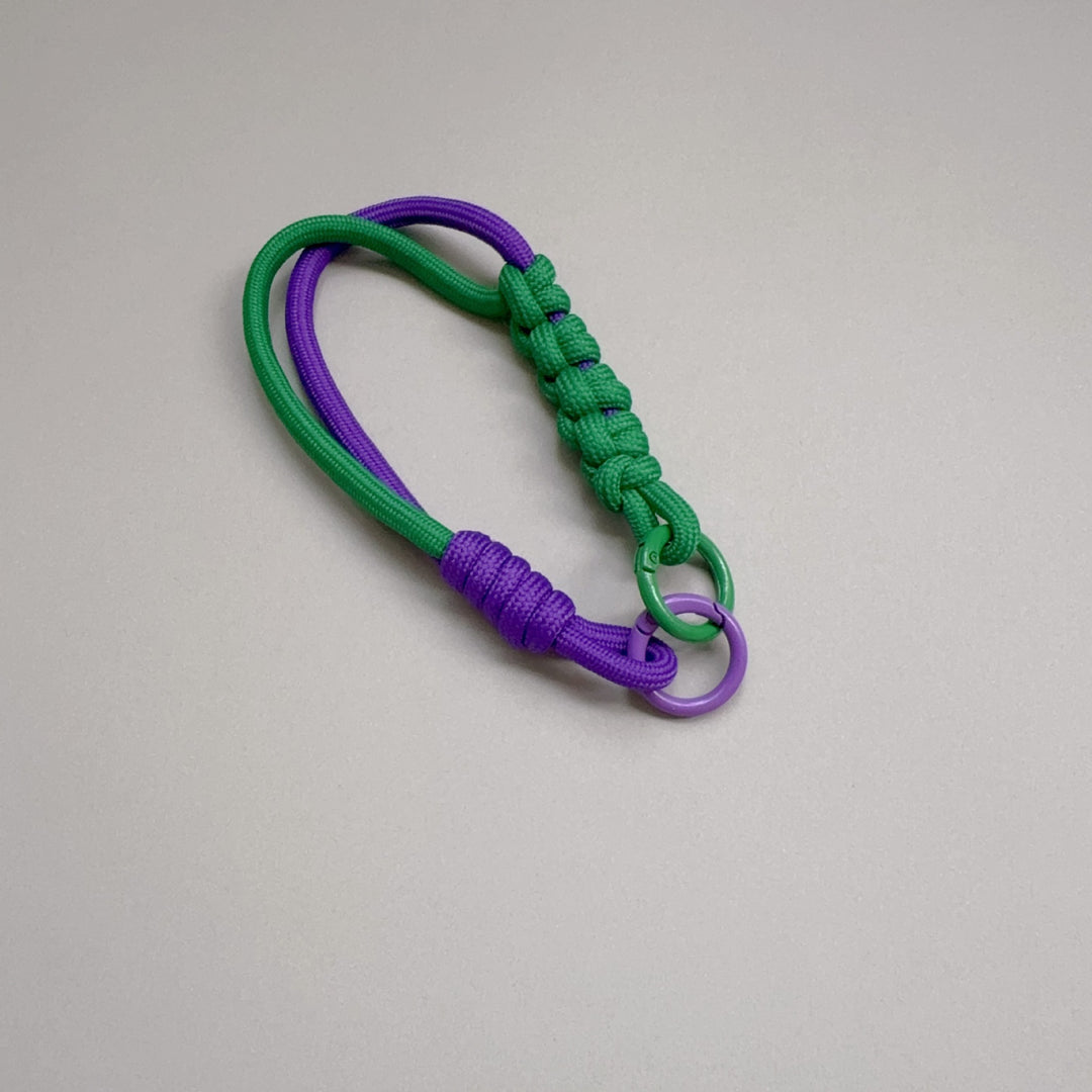 Paracord Keychain Holder Kalsten