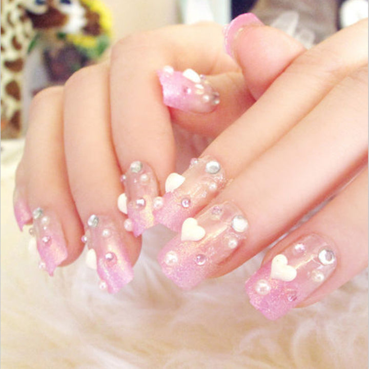 Decorative Heart-Embellished Press-On Nail Set