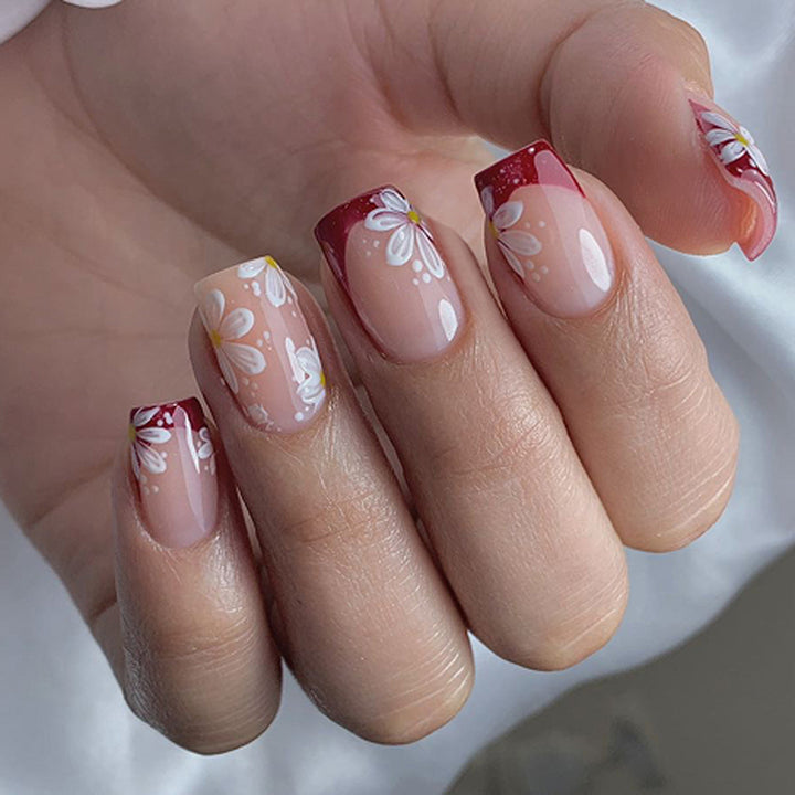 Artistic Nail Extensions with Floral Design Kalsten