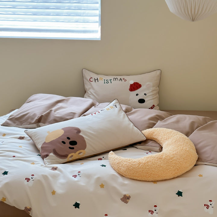 Children's bedding set with cute bear and snowman print made of soft cotton satin