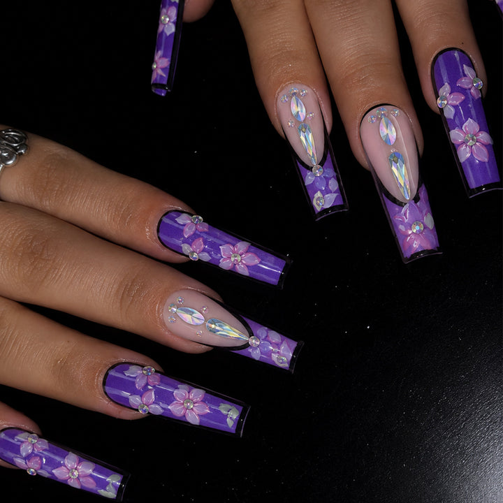 Decorative Floral Themed Press-On Nails