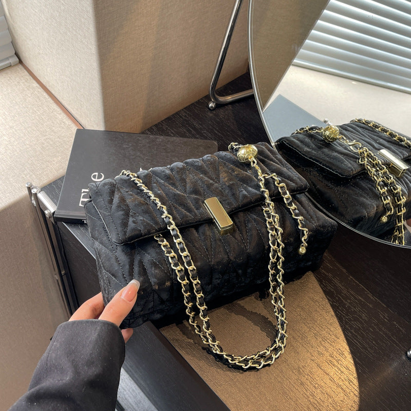 Quilted Chain-Strap Handbag Kalsten