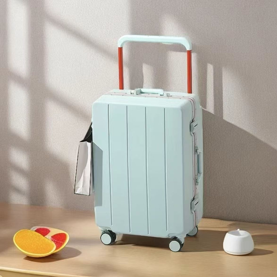 Durable Lightweight Rolling Suitcase Kalsten