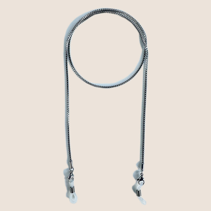 Elegant Eyewear Chain Holder Kalsten