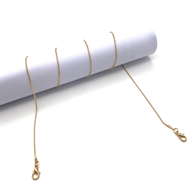 Sleek Metal Chain Eyewear Retainer Kalsten