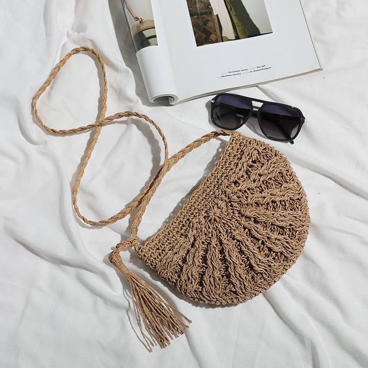 Hand-knotted sling bag with tassels Kalsten