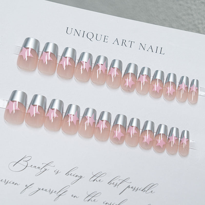 Artistic Star-Embellished Press-On Nails