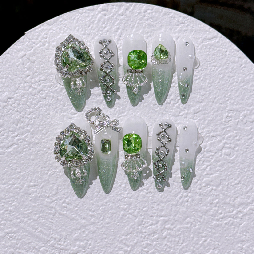 Glamorous Nail Art Extensions