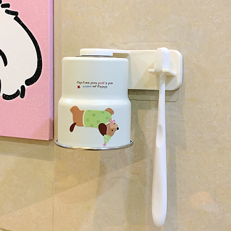 Wall-mounted toothbrush holder with playful animal design Kalsten