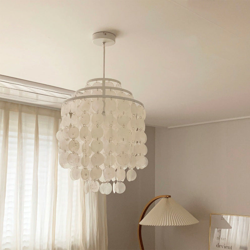 Elegant Shell-Design Chandelier