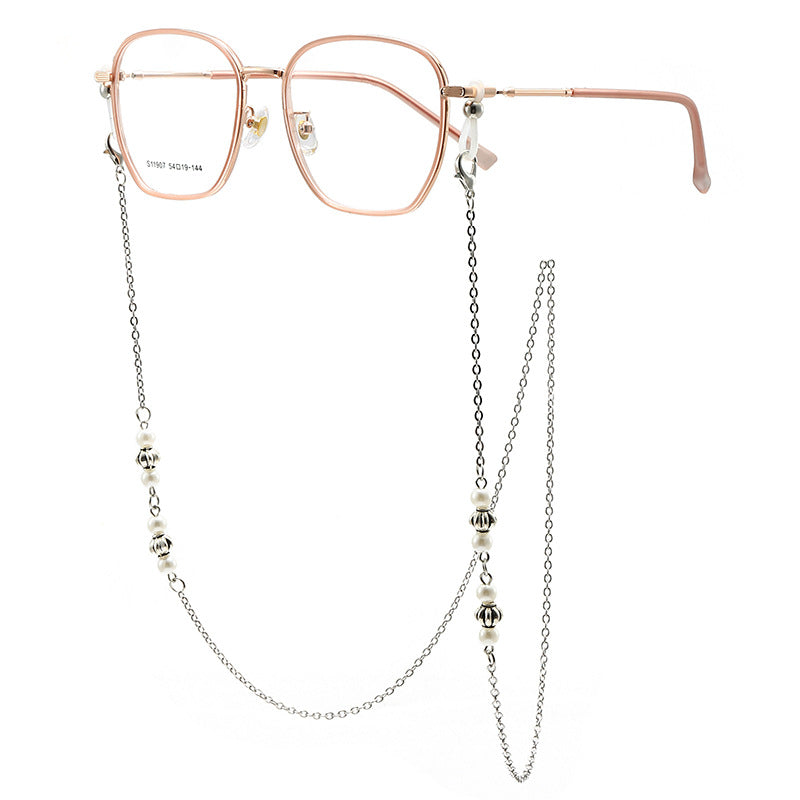 Fashionable Eyewear with Decorative Chain Kalsten