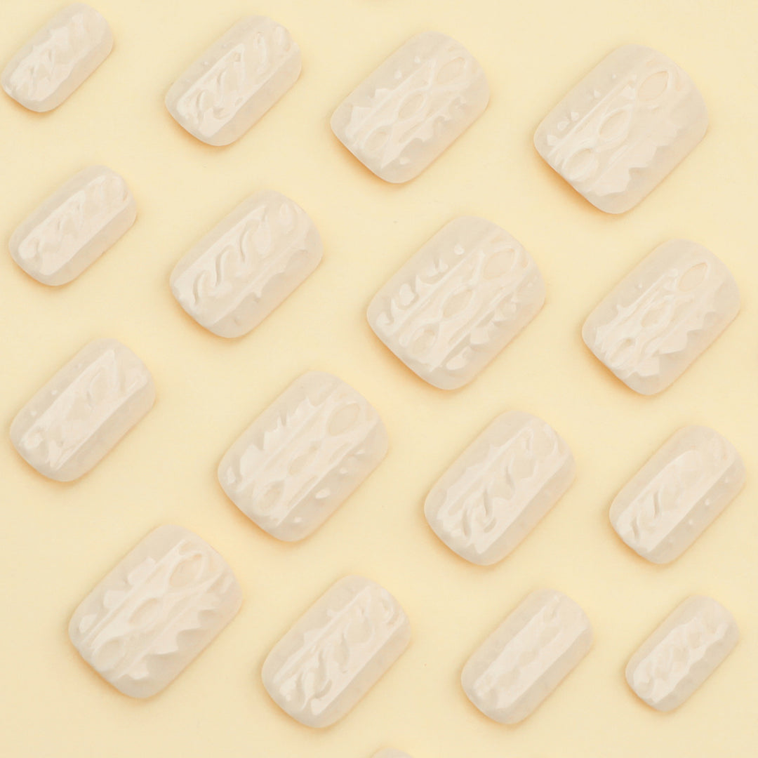 Artful Nail Art with Cable Pattern Kalsten