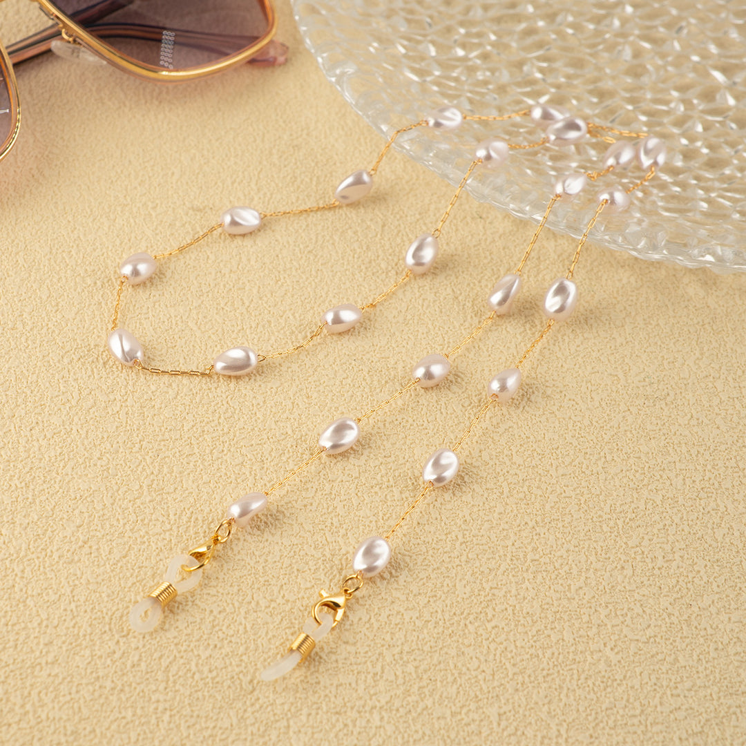 Pearl-Linked Eyewear Holder Kalsten
