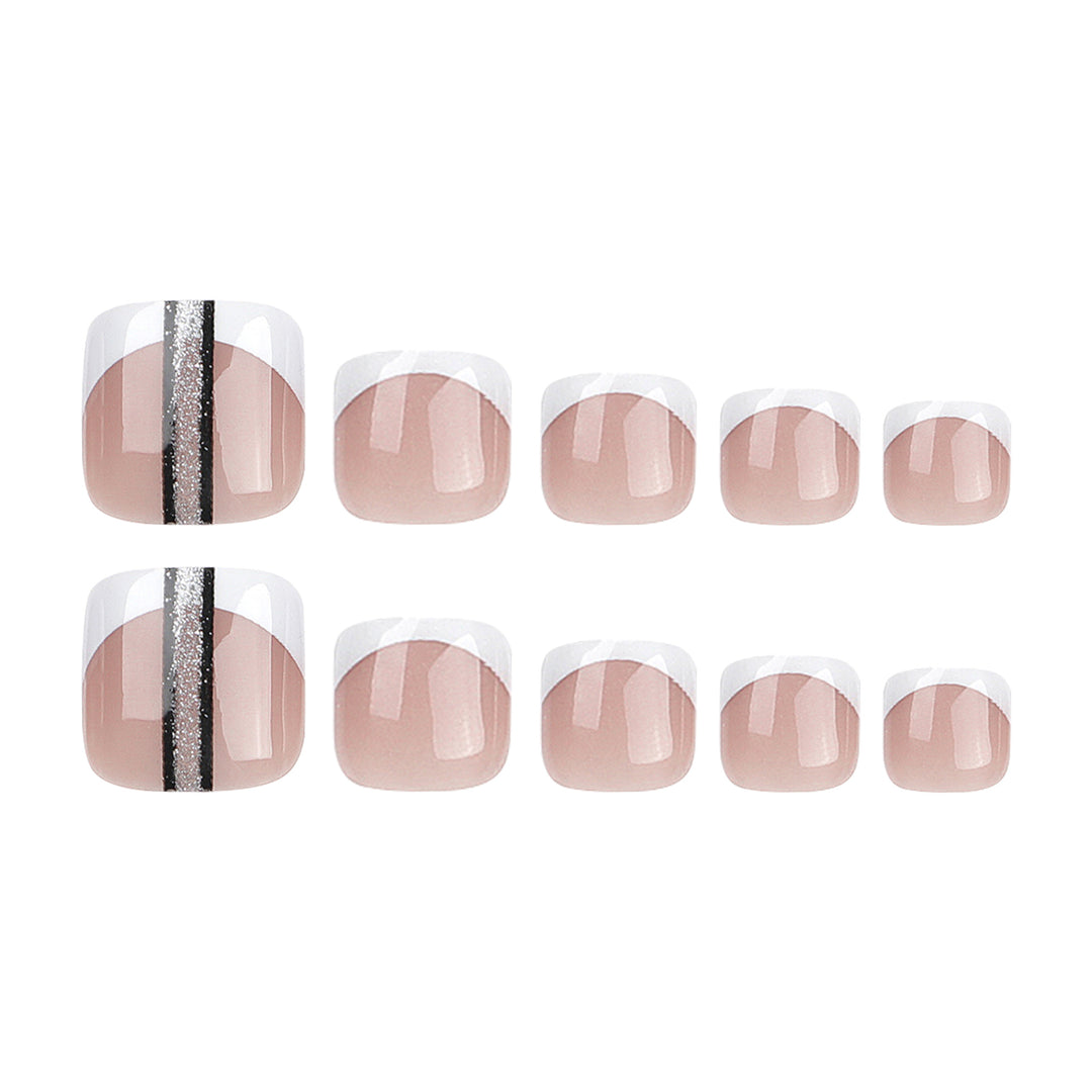 Artful toenail design with glamour accents Kalsten