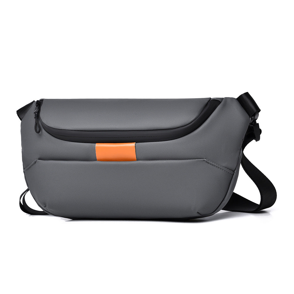 Sporty shoulder bag with versatile storage Kalsten