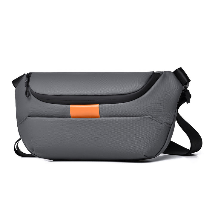 Sporty shoulder bag with versatile storage Kalsten