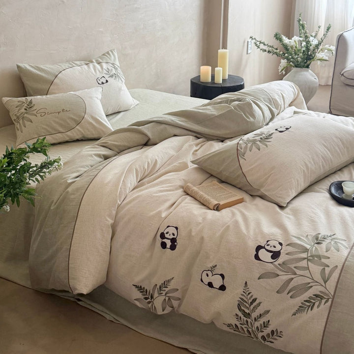 Bedding set with embroidered panda and leaf design made of cotton-linen mix