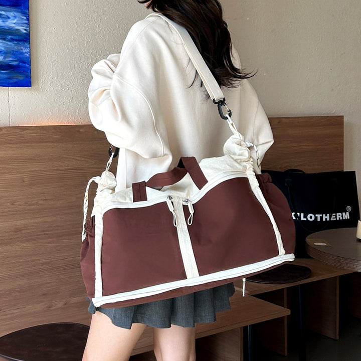 Versatile Weekend Duffle Bag with Expandable Compartments Kalsten